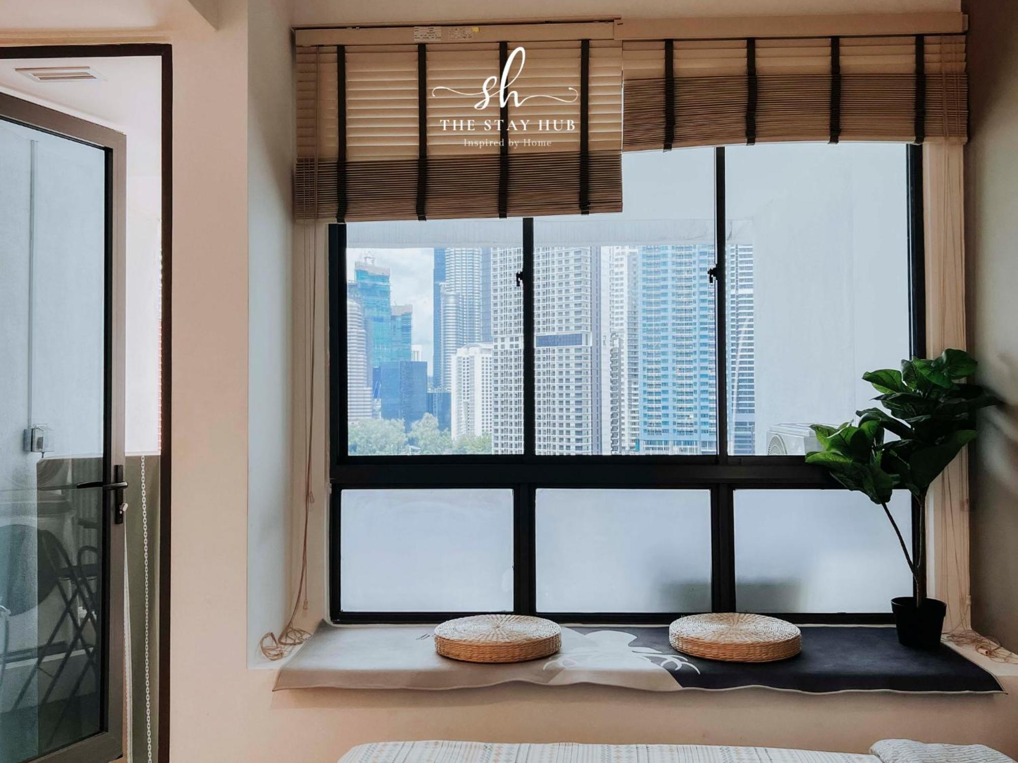 The Luxe Klcc View Sky Pool Apartment Kuala Lumpur Ngoại thất bức ảnh