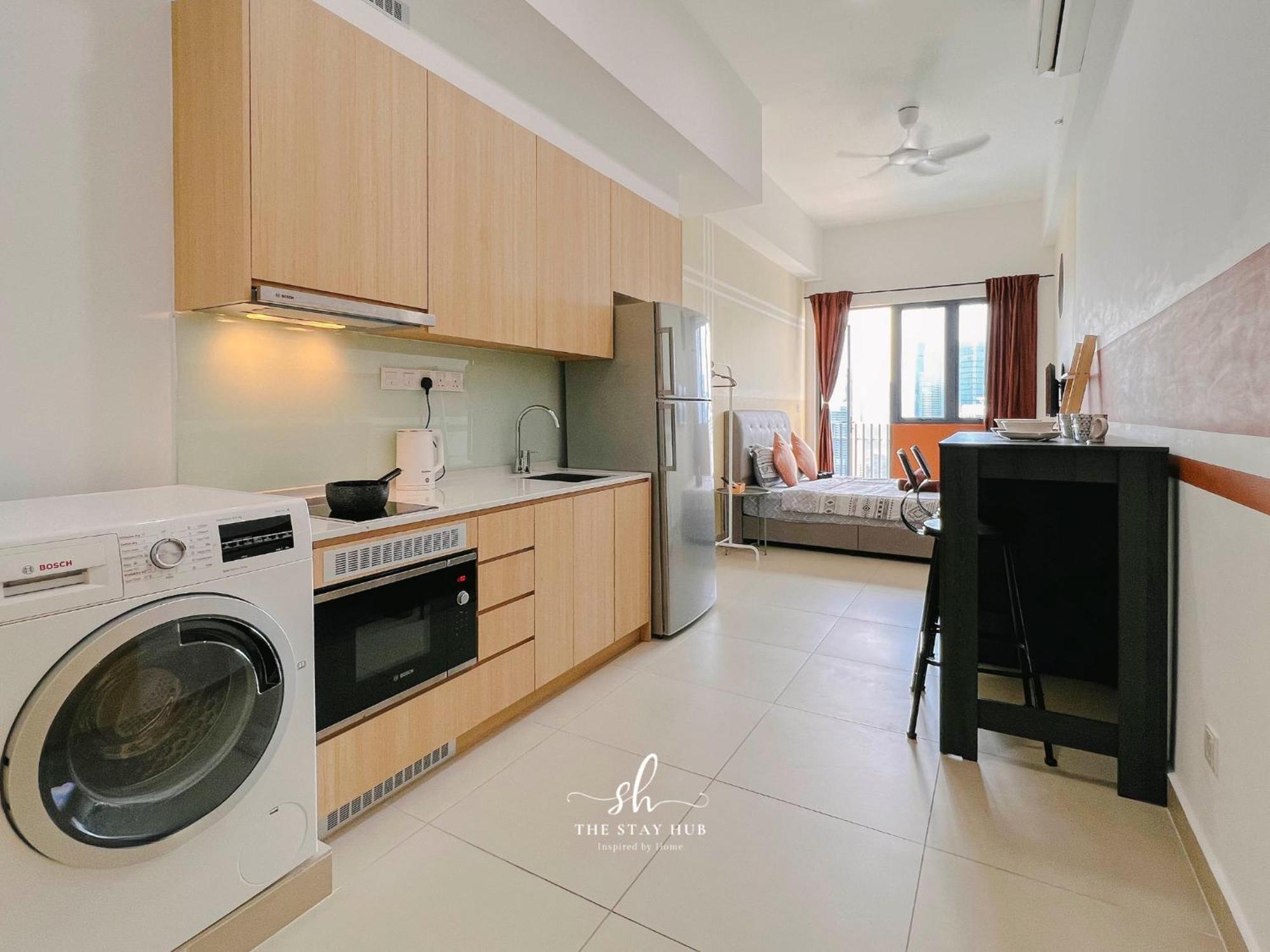 The Luxe Klcc View Sky Pool Apartment Kuala Lumpur Ngoại thất bức ảnh