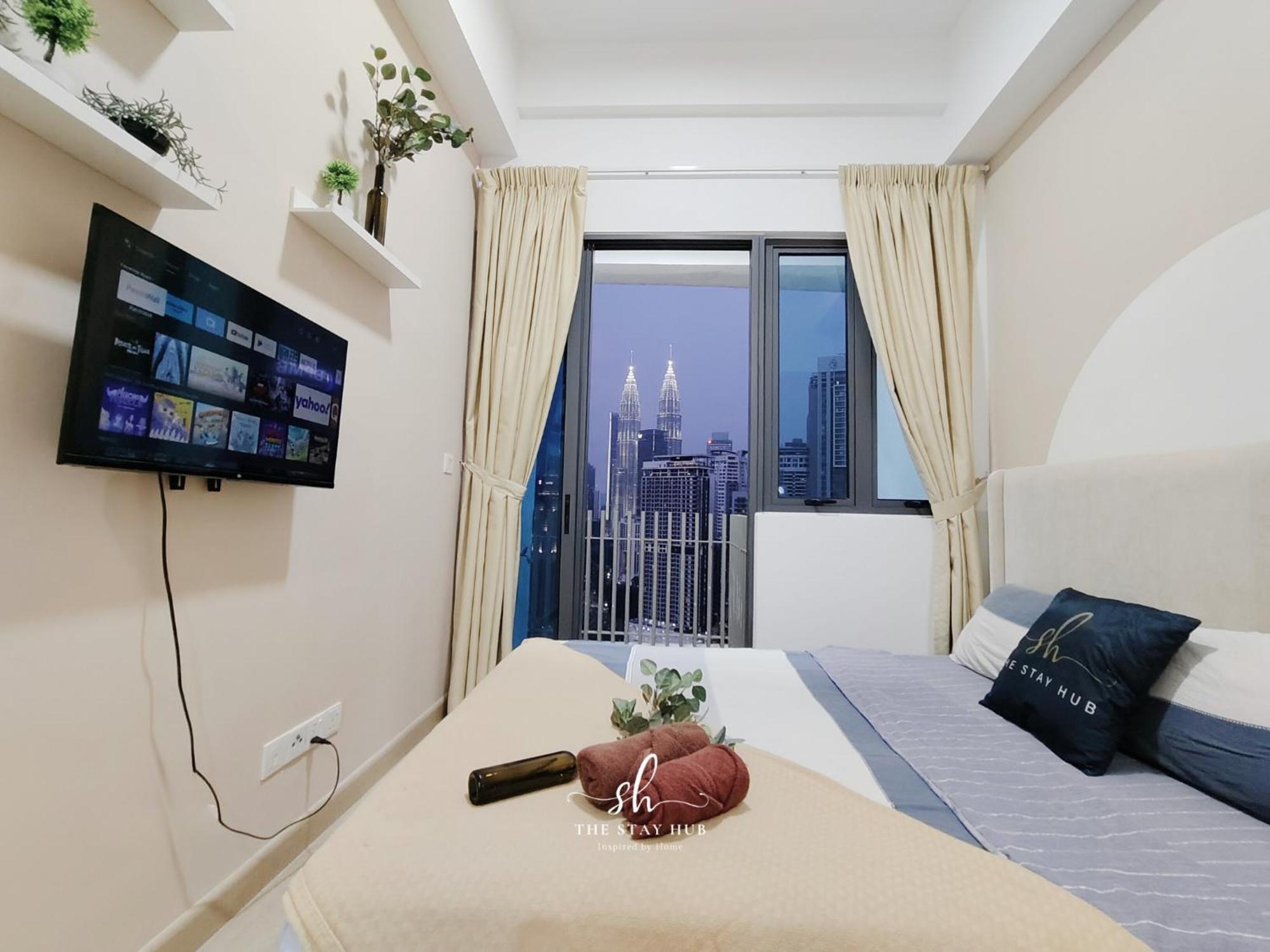 The Luxe Klcc View Sky Pool Apartment Kuala Lumpur Ngoại thất bức ảnh