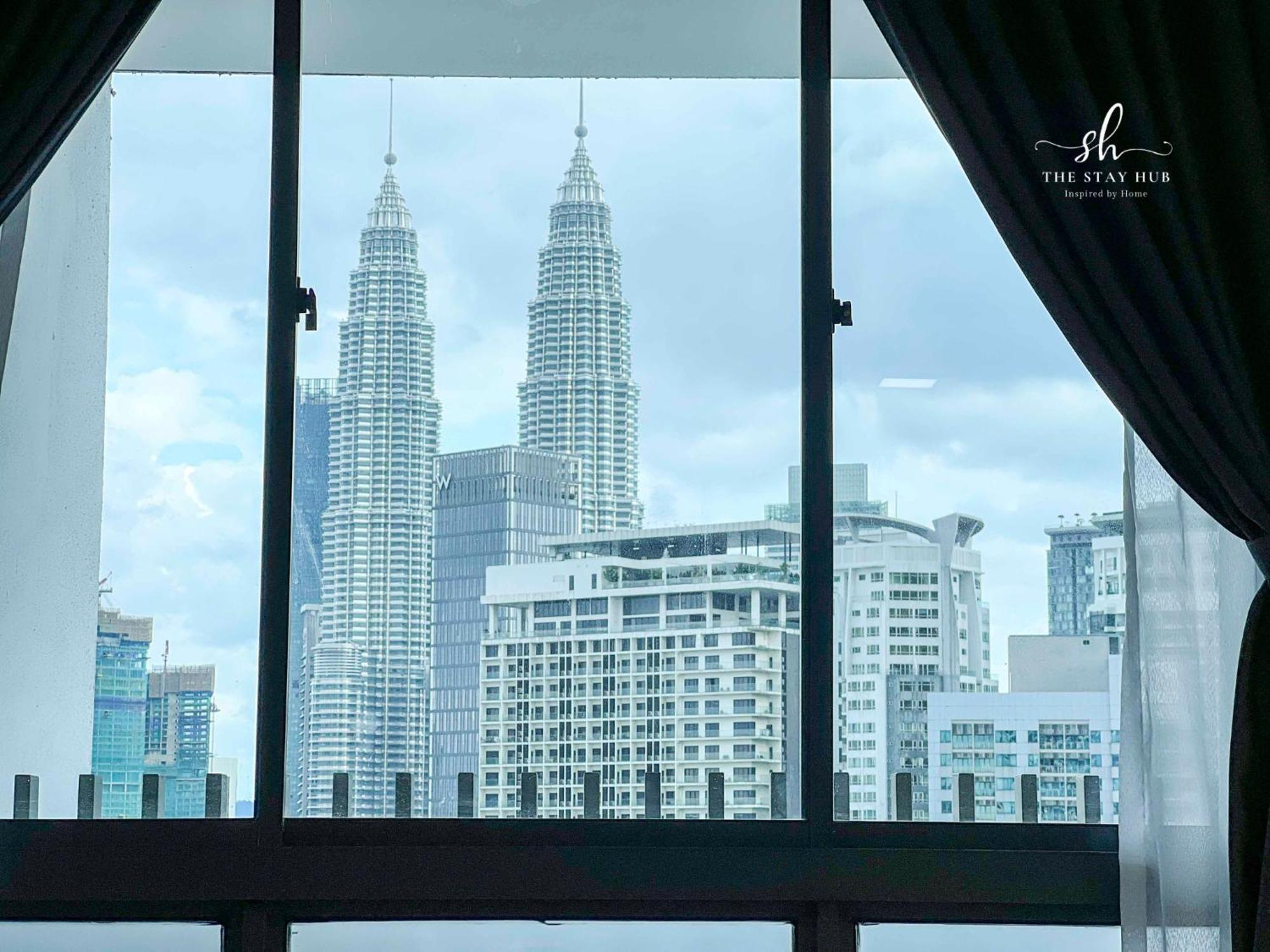 The Luxe Klcc View Sky Pool Apartment Kuala Lumpur Ngoại thất bức ảnh